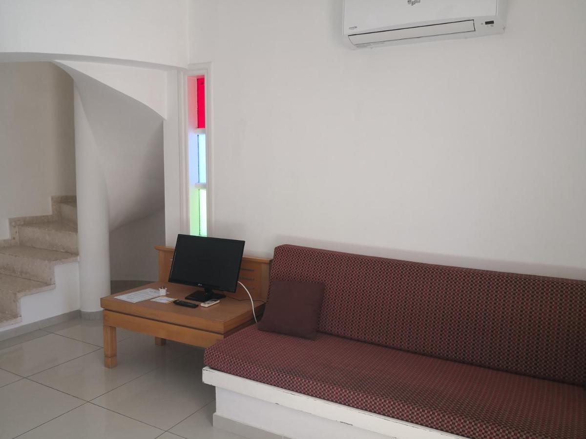 Seashell Apartments Пафос Екстериор снимка